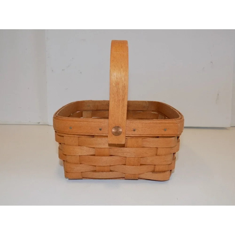 Square Medium Berry Basket 7